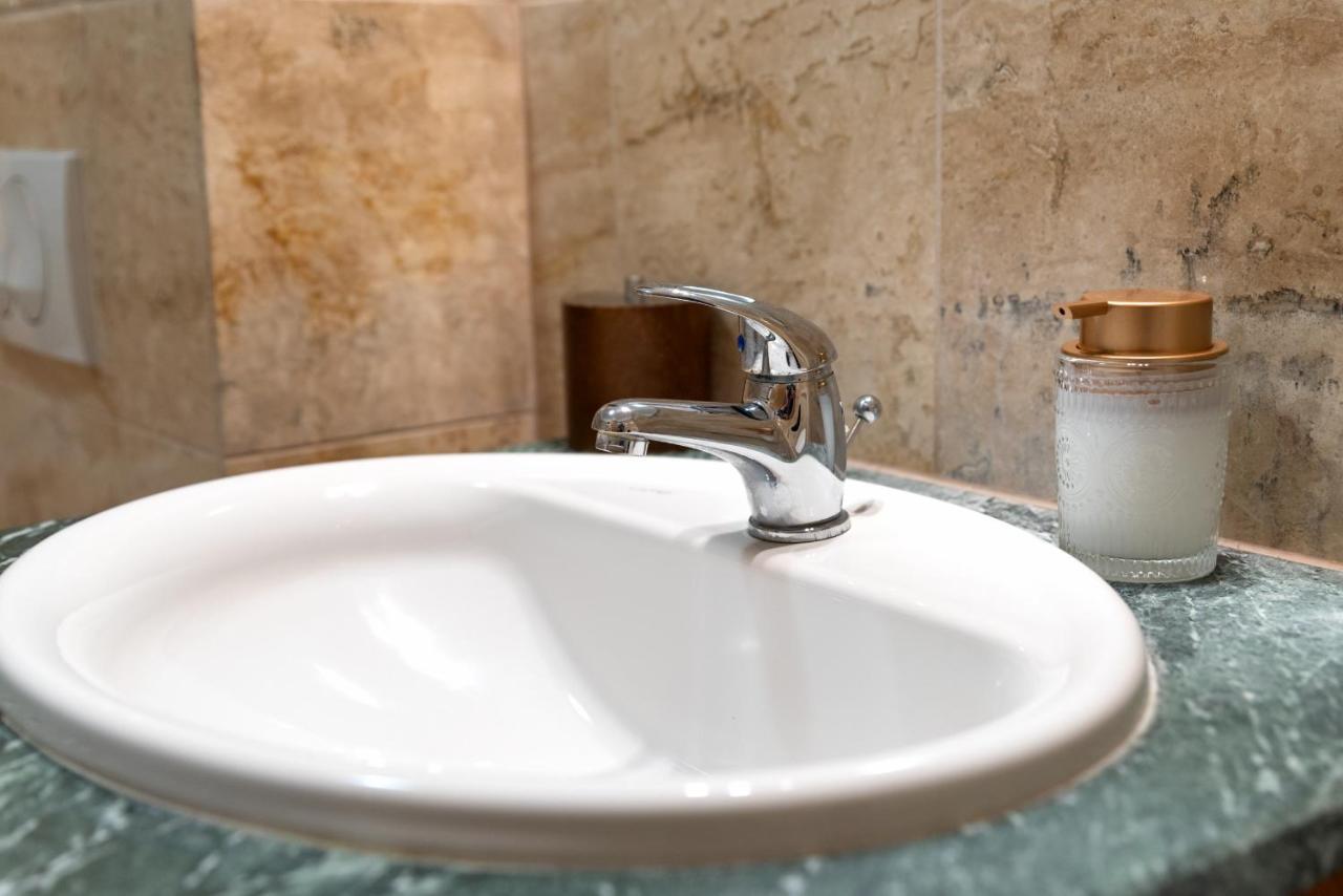 Artemisia Luxury Apartments Azraq Budapest Bagian luar foto